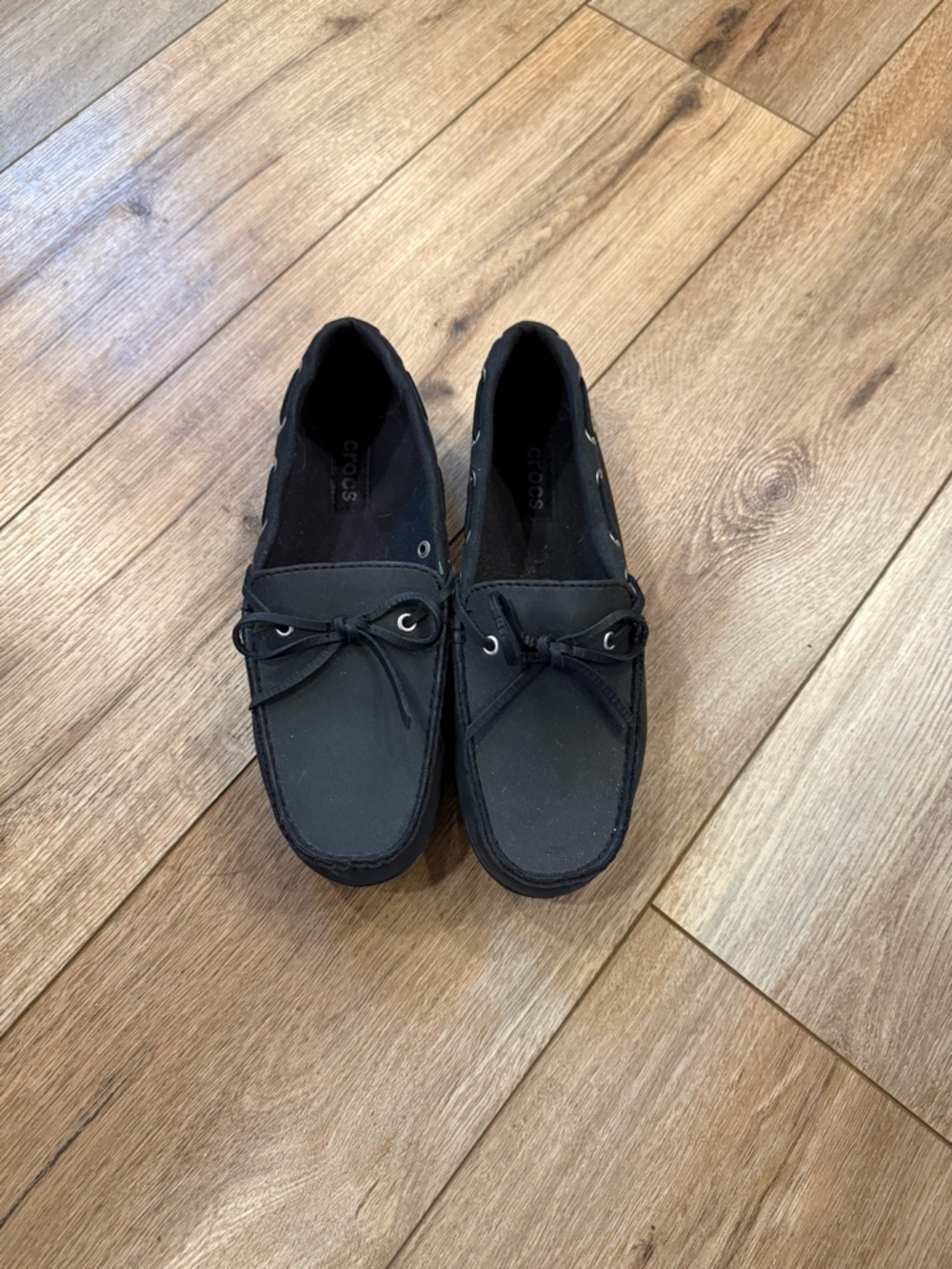 CROCS women’s Black Slip-On Boat Moccasins - Picture 2 of 6